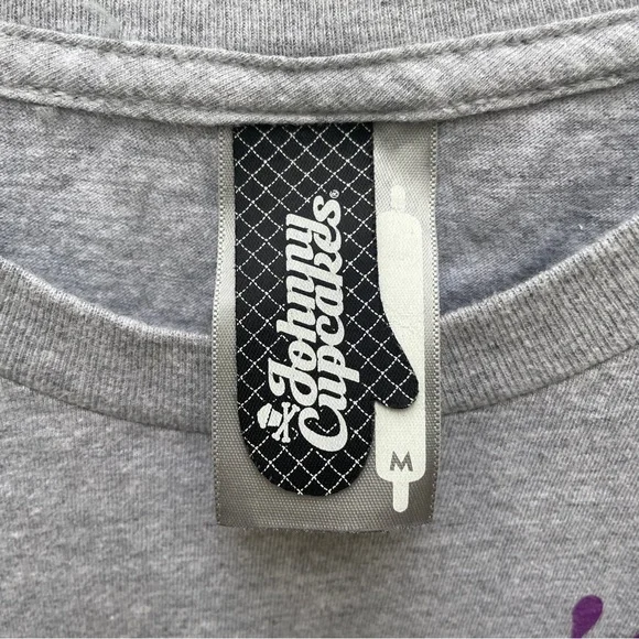 Gray Men’s Johnny Cupcake Shirt with a Basketball/Cupcake Graphic Size Medium - Picture 3 of 8